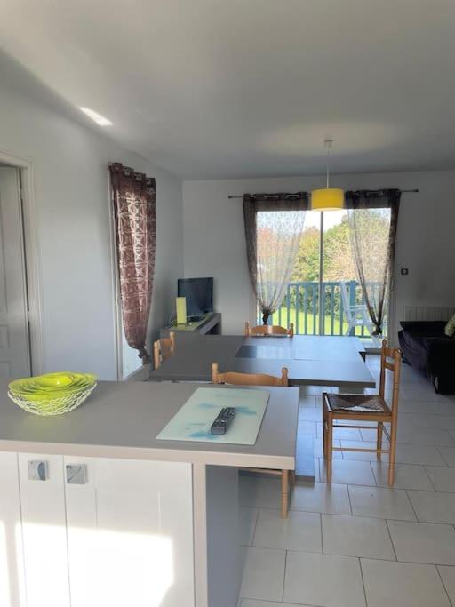 Appartement T3 Lumineux Tres Bien Equipe Avec Balcon Salies-de-Bearn Luaran gambar